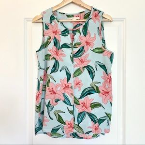 C & E Lily Floral Sleeveless Top Blue Pink Green M